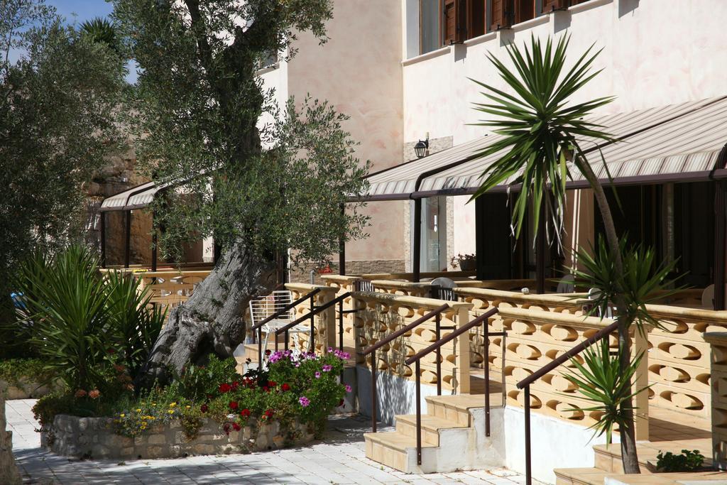 Agricostella Agriturismo ヴィエステ エクステリア 写真