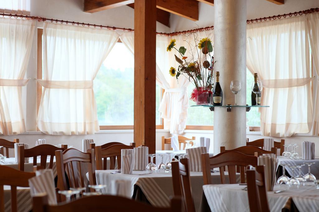 Agricostella Agriturismo ヴィエステ エクステリア 写真