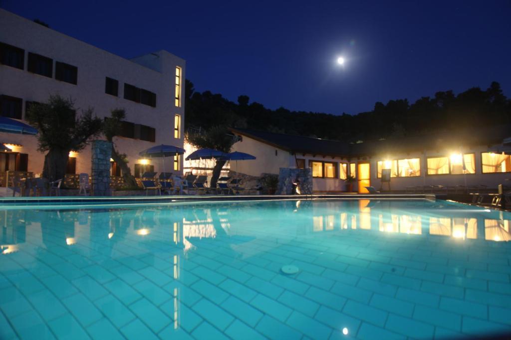 Agricostella Agriturismo ヴィエステ エクステリア 写真