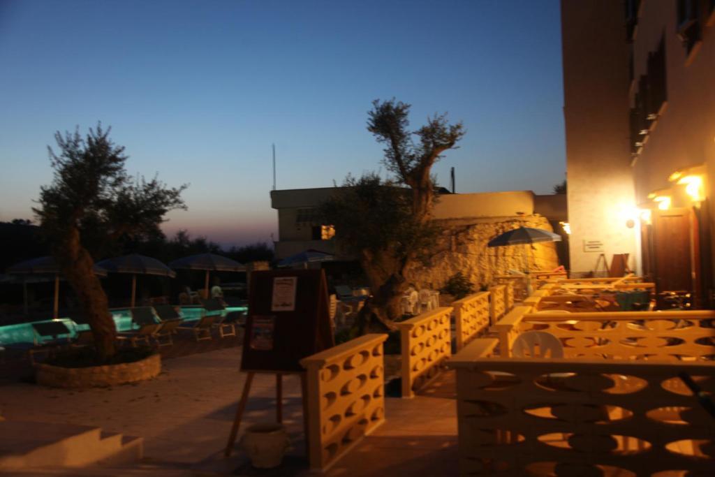 Agricostella Agriturismo ヴィエステ エクステリア 写真